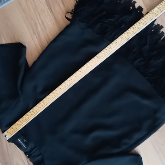 Banana Republic black blouse with fringe at the bottom size x small - Picture 5 of 13